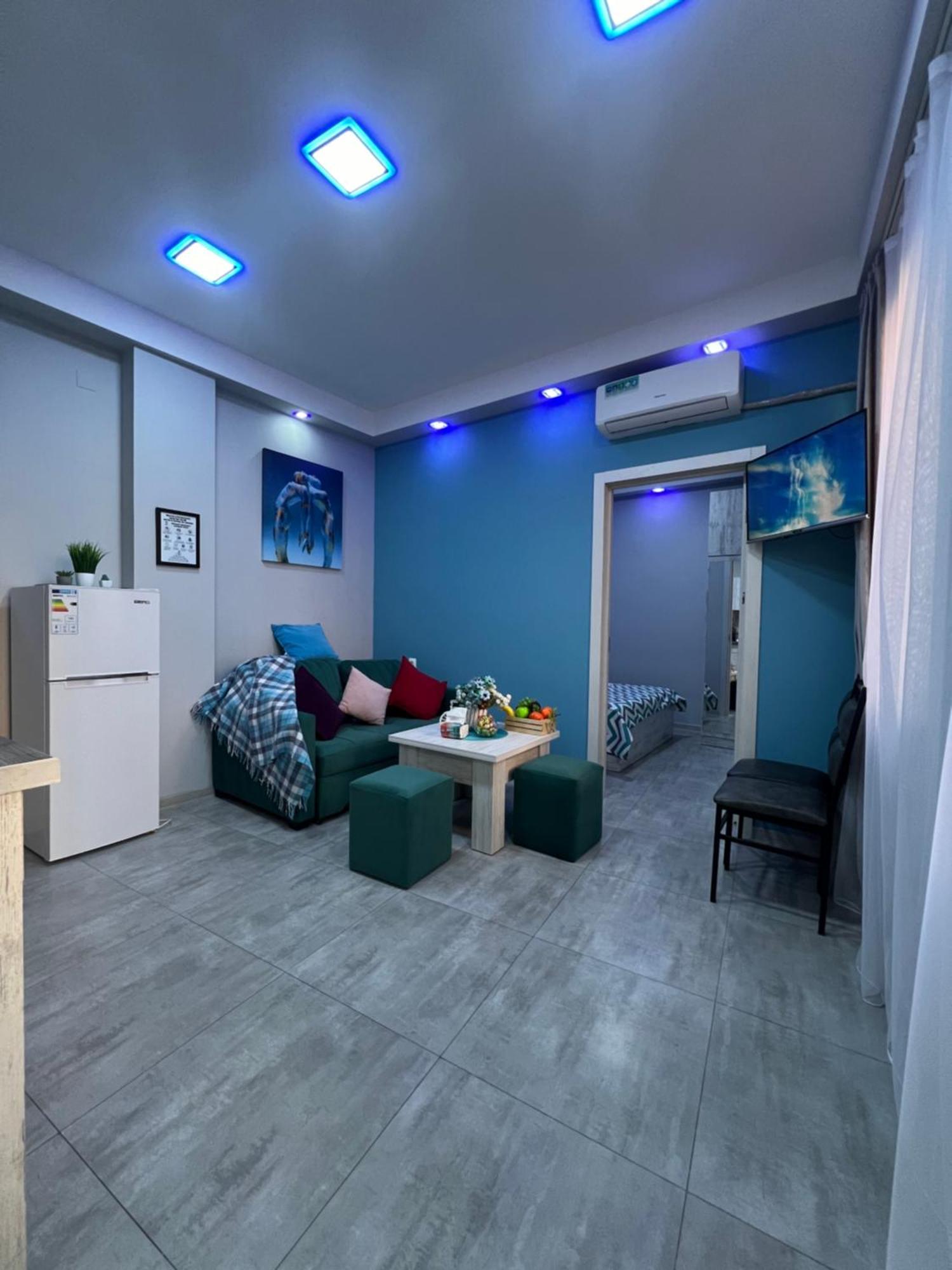 Cosy Apartment With Good Location Self Check In 예레반 외부 사진